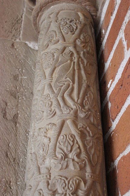 Portal Säule