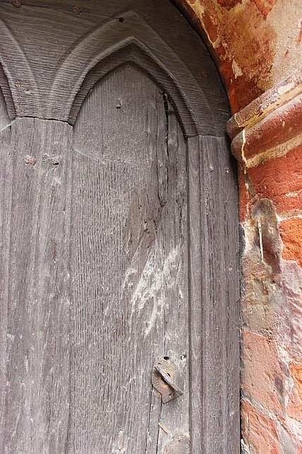 Priesterpforte Beschädigung Priesterpforte Beschädigung