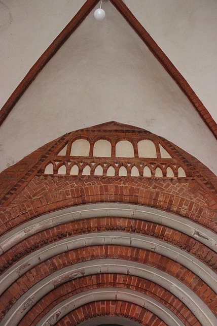 Seehausen-Altmark - Portal Giebel