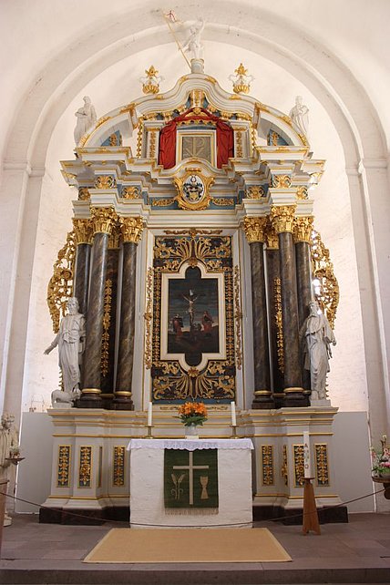 Schönhausen/Elbe - Altaraufsatz