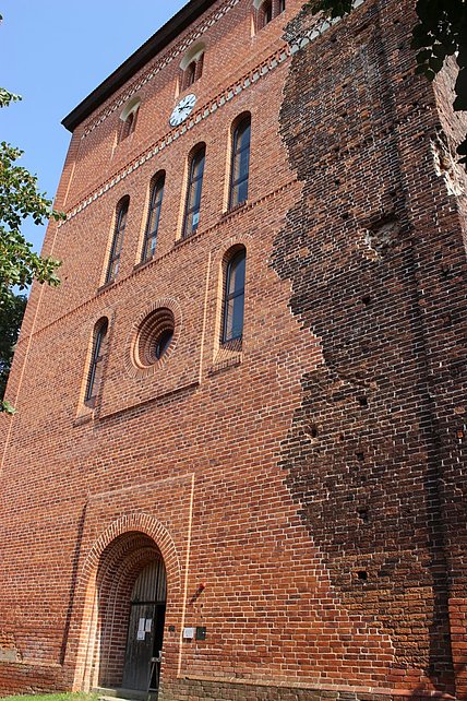 Sandau - Turm Westseite Sandau - Turm Westseite