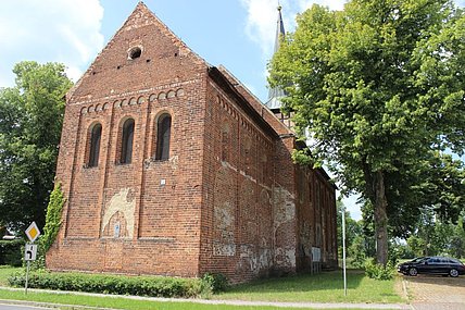 Jerichow Stadtkirche - Ansicht Straße Jerichow Stadtkirche - Ansicht Straße