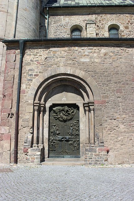 Romanisches Südportal Romanisches Südportal