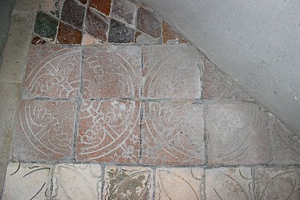 Kreuzkapelle - Tonfliesen