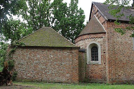 Wust - Gruftanbau Nordseite Wust - Gruftanbau Nordseite