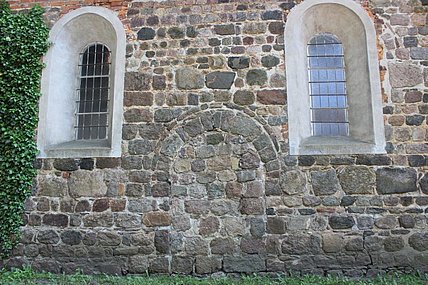 Burg-Unterkirche - Nordseite Portal Burg-Unterkirche - Nordseite Portal