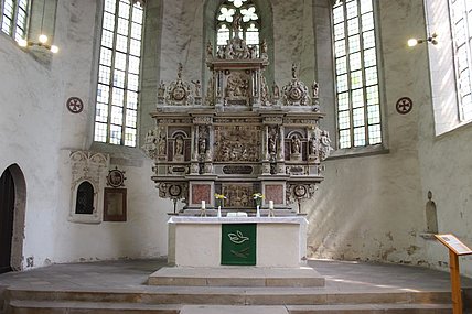 Burg-Pfarrkirche Unserer Lieben Frauen-Hochaltarretabel-